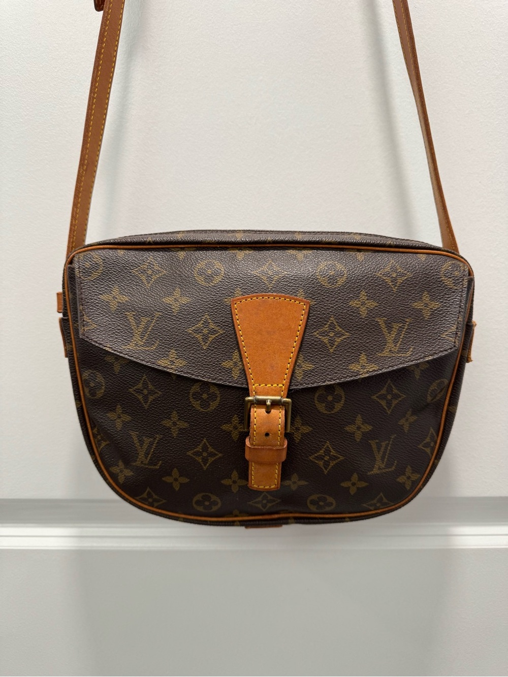 Authentic Vintage Louis Vuitton Monogram Jeune Fille Crossbody Bag -MI874 France